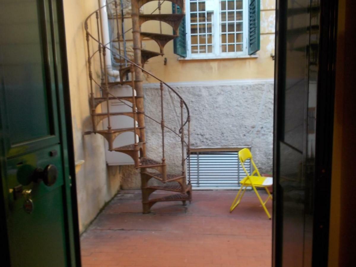 Apartamento Il Rifugio Di Sav. Roma Exterior foto